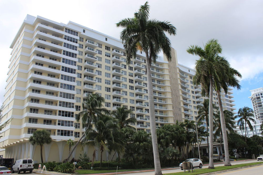 5600 Condominium photo 3